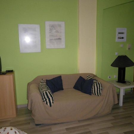 Homy Cozy Studio Towards The Centre 塞萨洛尼基 外观 照片