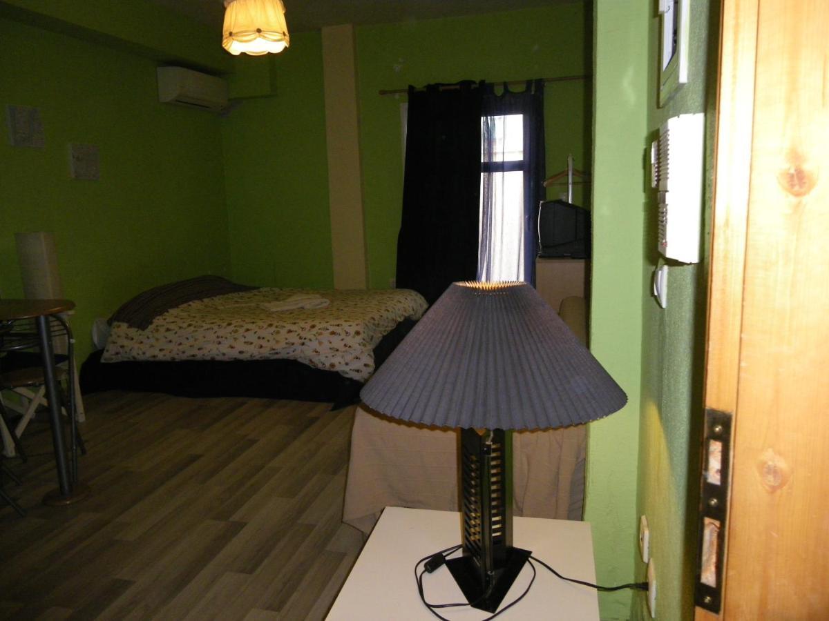 Homy Cozy Studio Towards The Centre 塞萨洛尼基 外观 照片